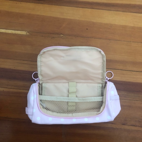 Pink polka dot makeup bag - Picture 3 of 3